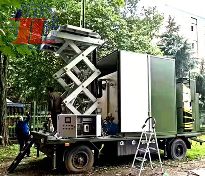 升降旋轉衛星監測車